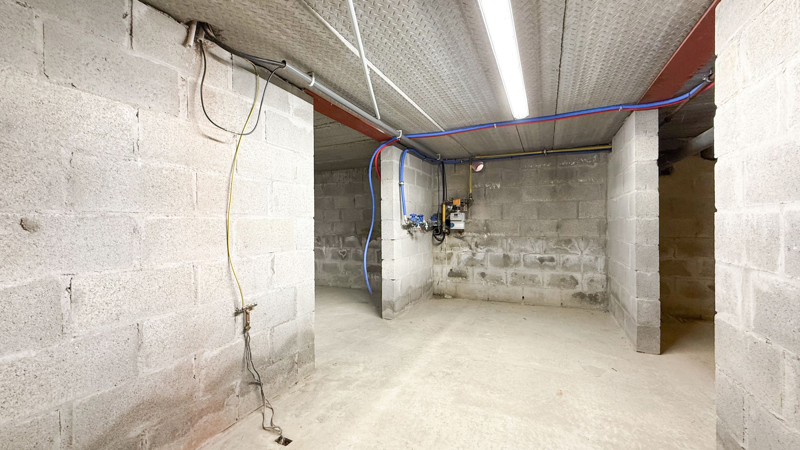 Instapklare woning met 4 spks en volledig aangelegde tuin! foto 38
