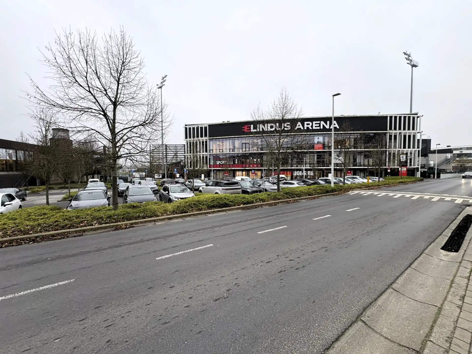 Garage te huur in centrum Waregem foto 5