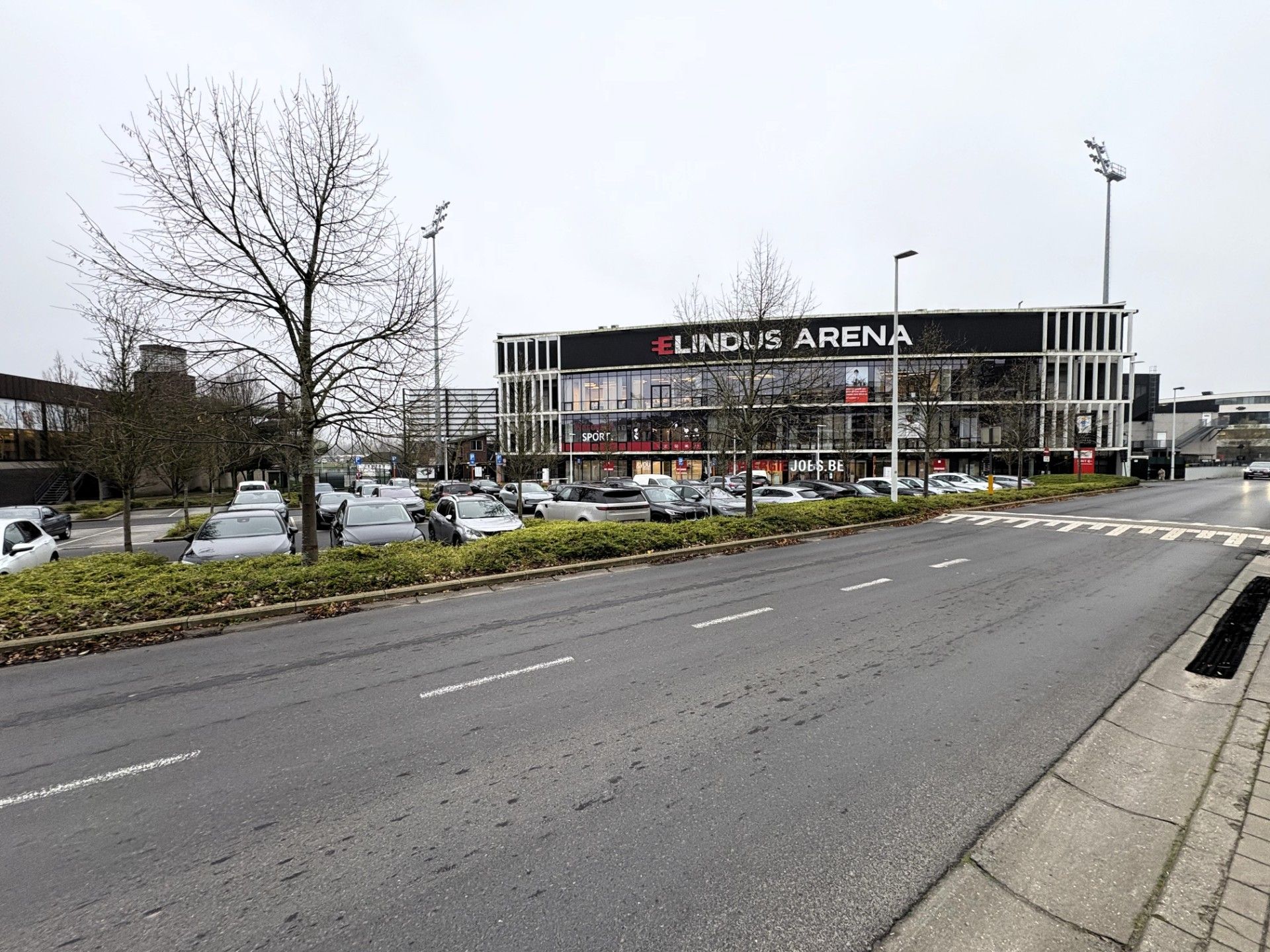 Garage te huur in centrum Waregem foto 5