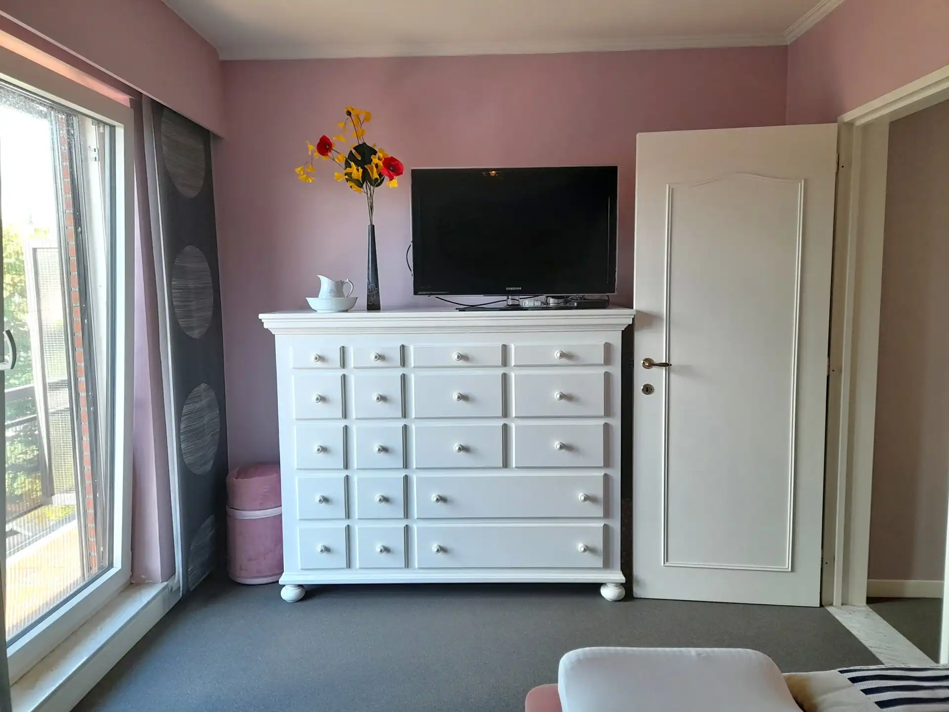 Gerenoveerd 2-slpk-appartement foto 12