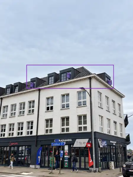 Stijlvol dakappartement met terras en veel privacy in het centrum van Geel foto 2