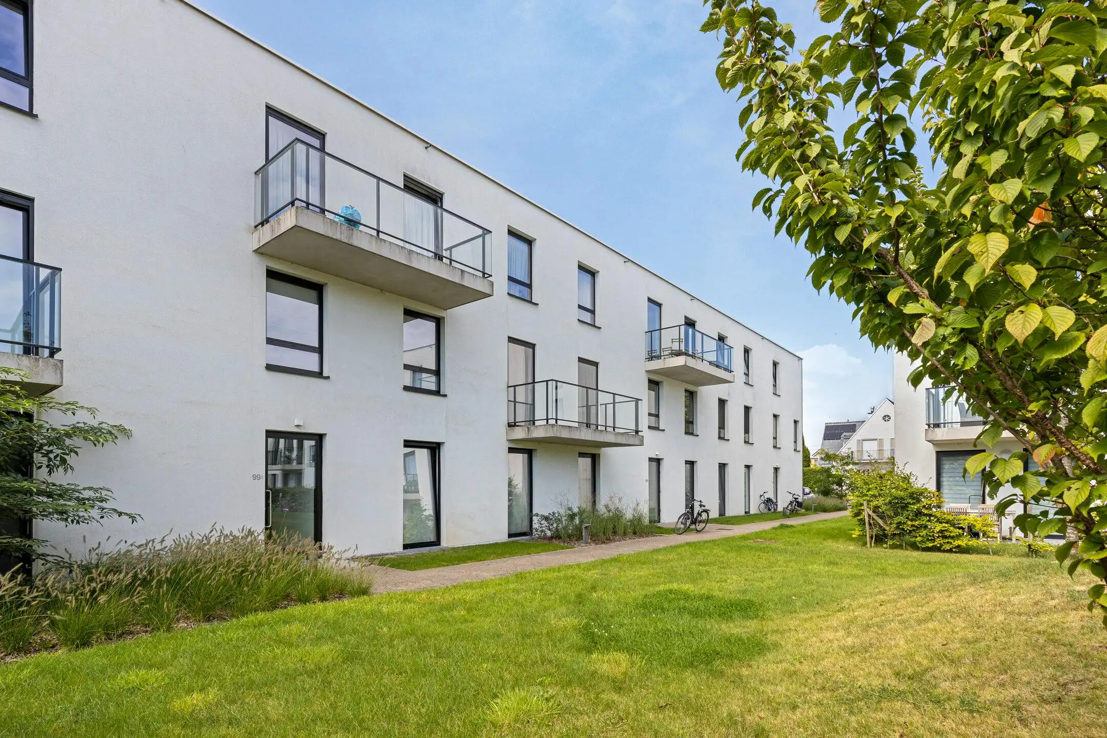 Modern en instapklaar appartement te koop in Roeselare foto 12