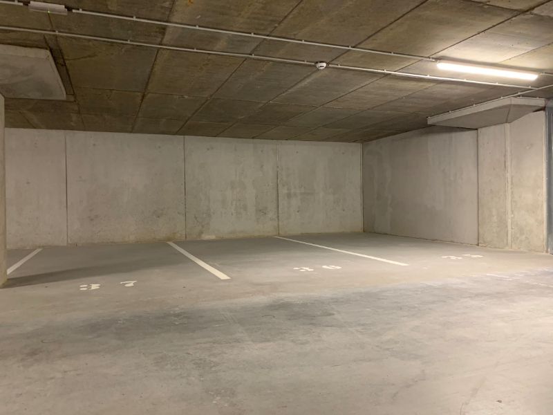 Ideaal investeringspakket met een combinatie van 8 ondergrondse parkings en 8 ondergrondse bergingen foto 2