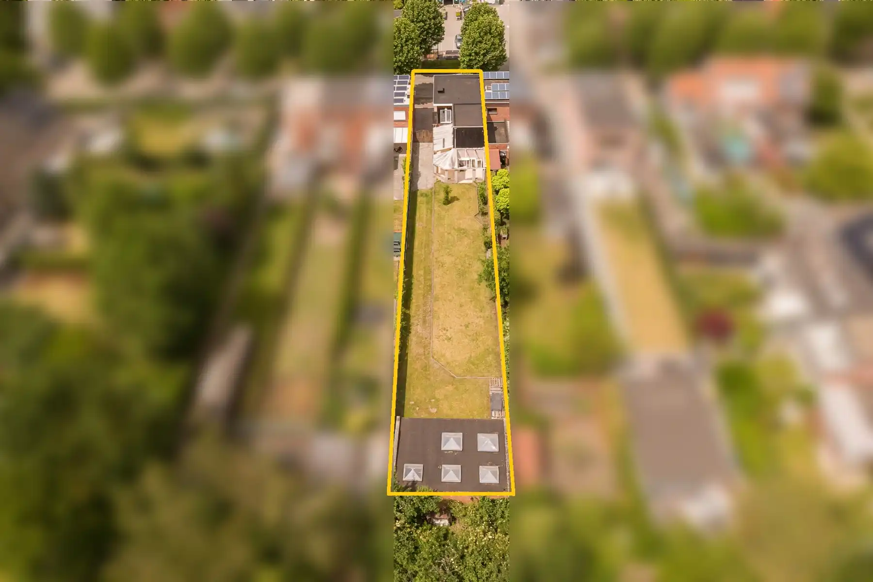 Handelspand met woonst en magazijn op commerciële toplocatie foto 26