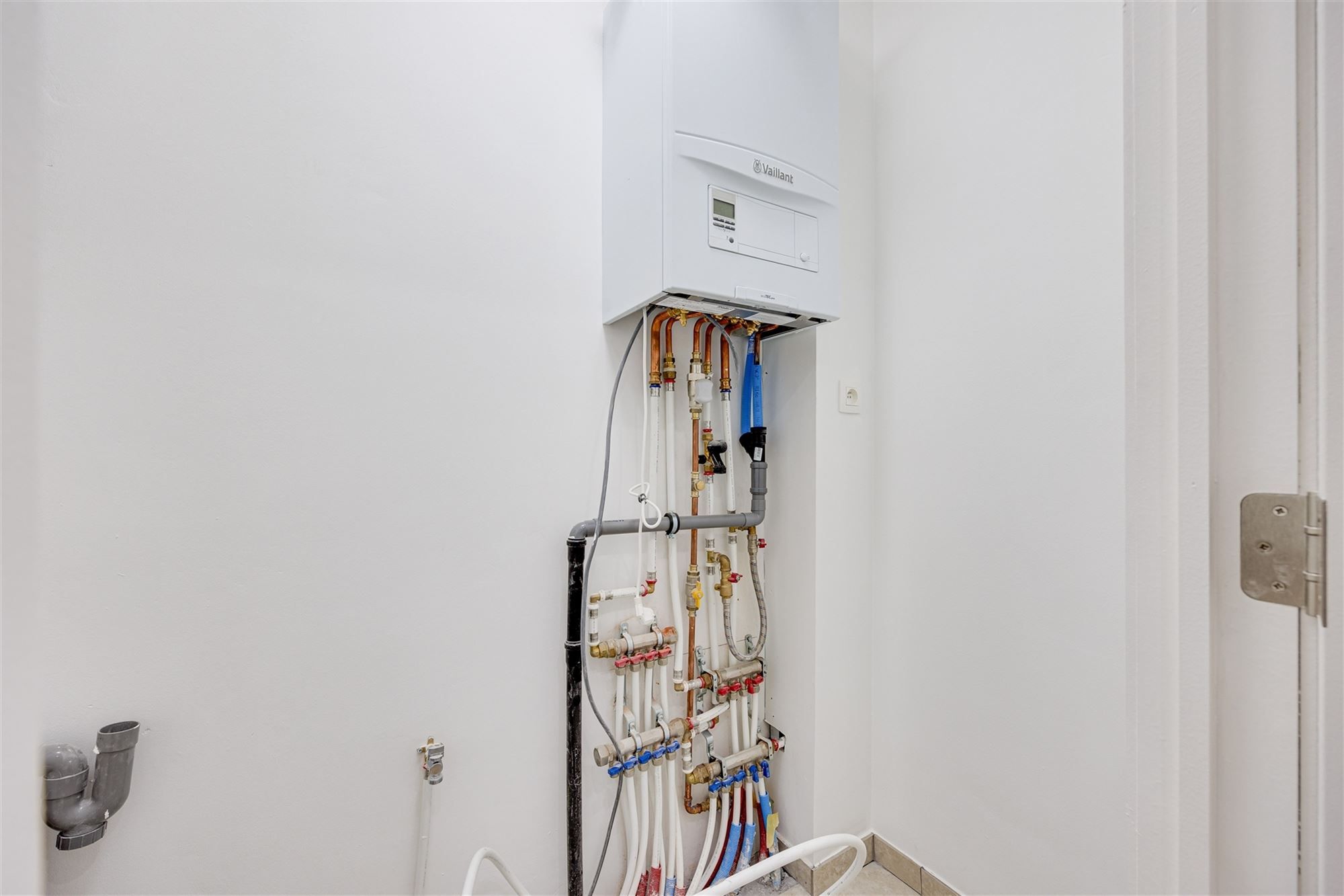 gerenoveerd appartement met terras foto 7