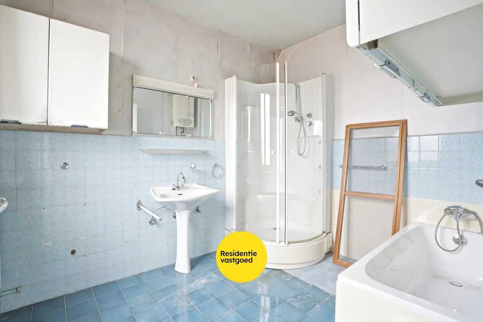 Te renoveren woning met veel op potentieel op topligging. foto 11
