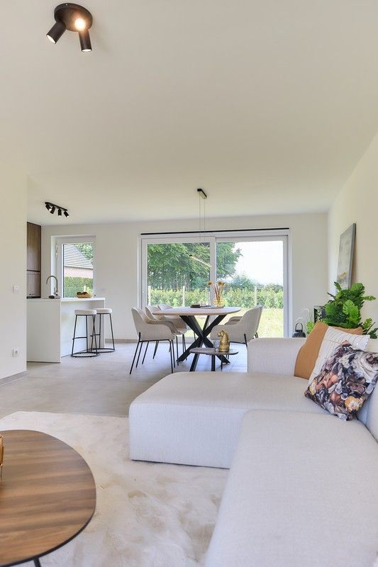 Moderne woningen nabij het centrum van Rumbeke foto 3