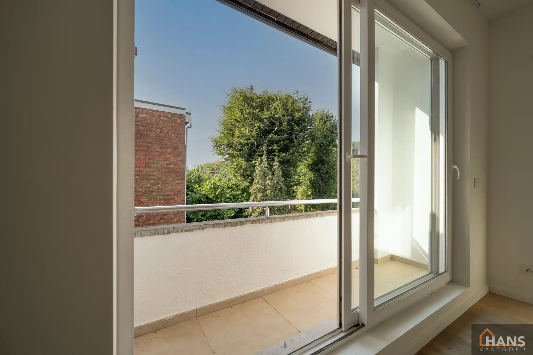 Gerenoveerd appartement. foto 4