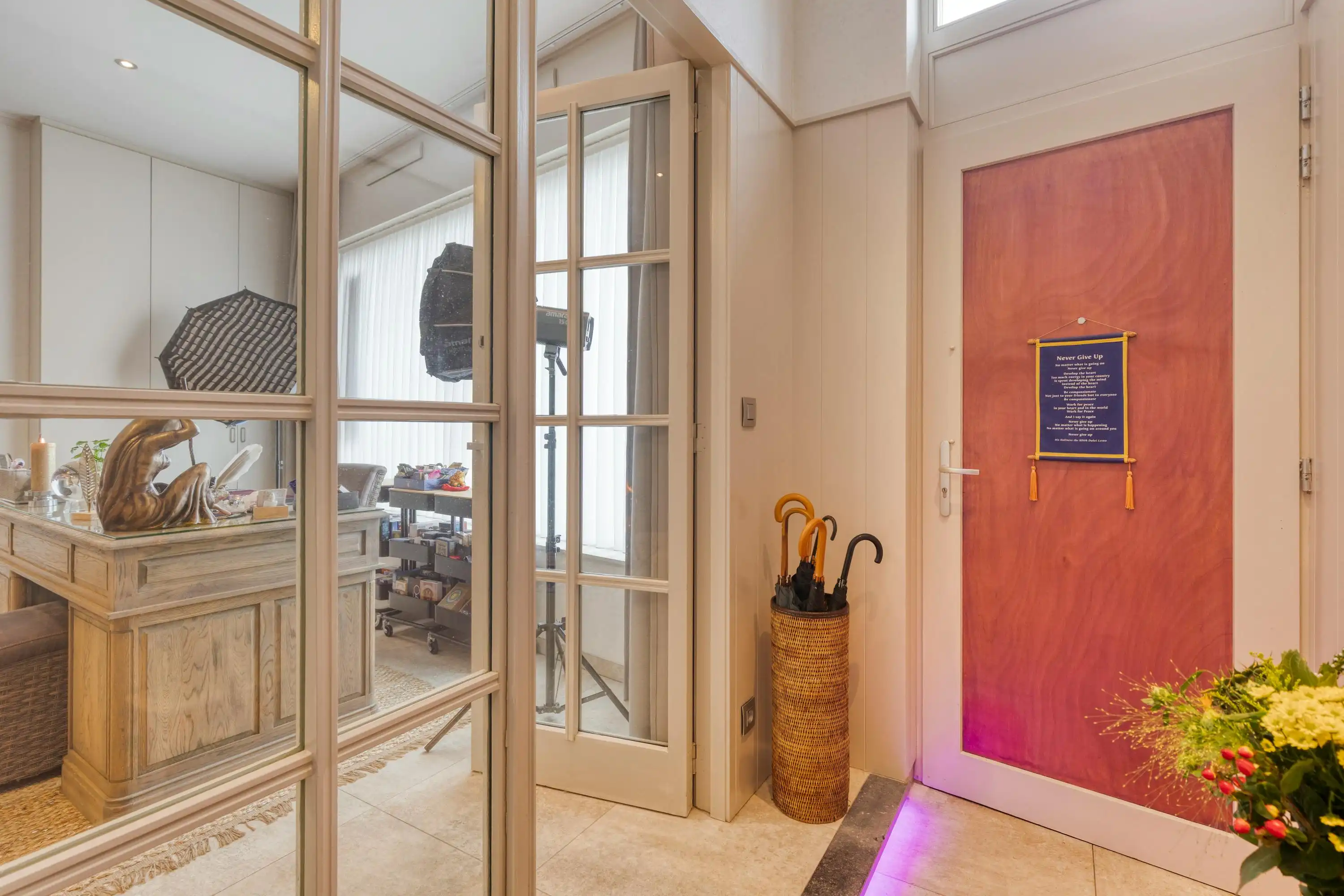 Ruime gezinswoning met 4 slaapkamers te koop in Kortrijk. foto 5