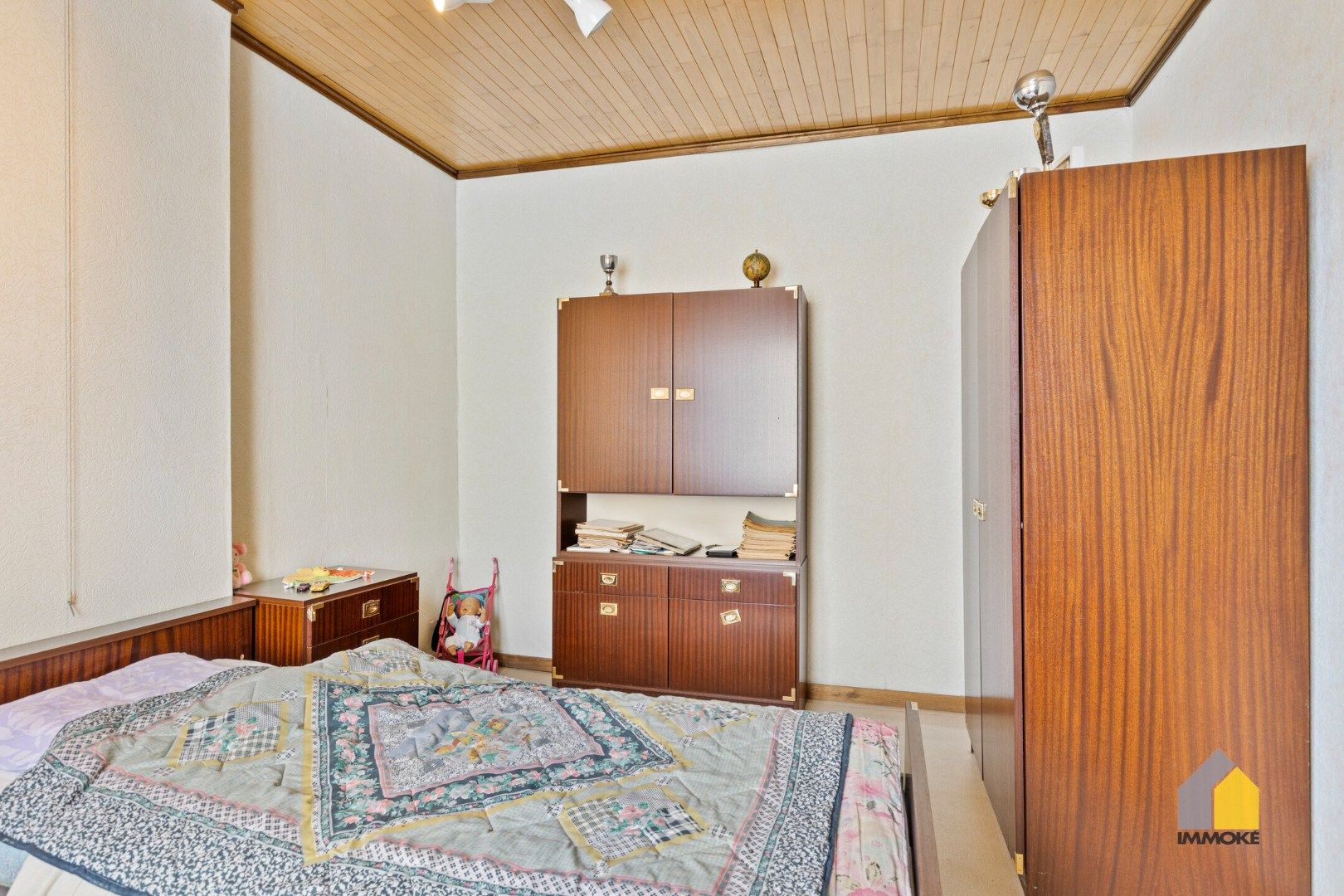 Te renoveren woning met 4 slpks, polyvalente ruimte en knusse tuin. foto 20