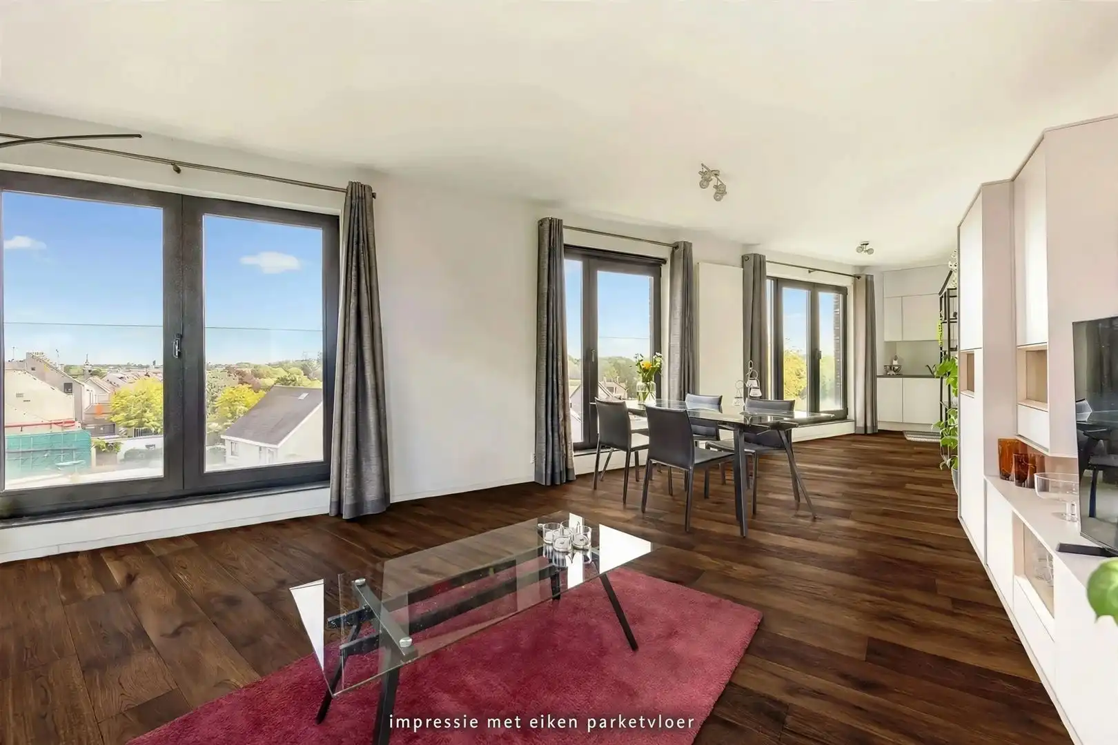 Lichtrijk appartement met groenzicht, parking en groot terras foto 5