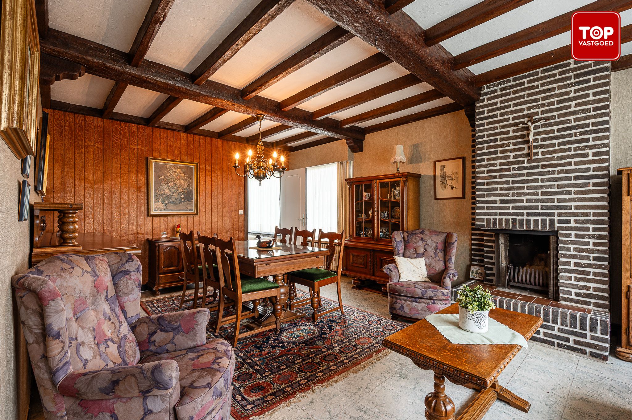 Te renoveren bungalow met enorm potentieel op een Toplocatie foto 6