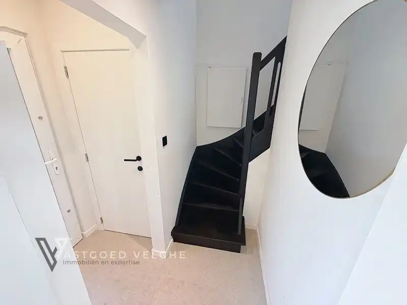 🏡Instapklare vernieuwbouwwoning met EPC A op ruim perceel van 10 are🔥 foto 12