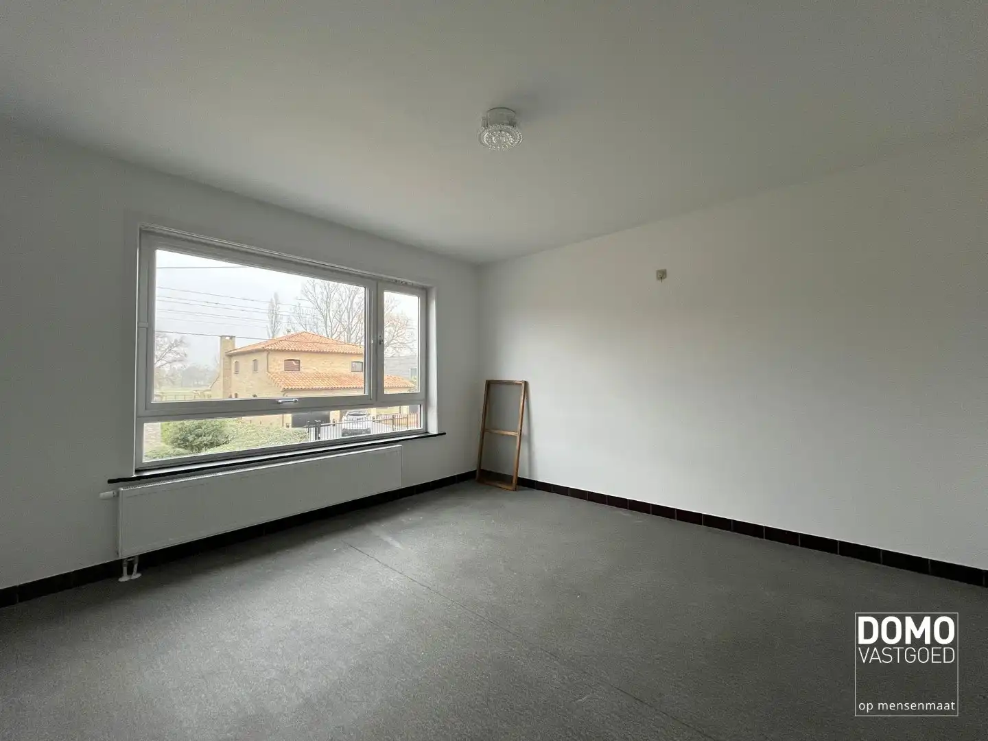 RUIME HALFOPEN WONING MET 3 SLAAPKAMERS IN LUMMEN  foto 12