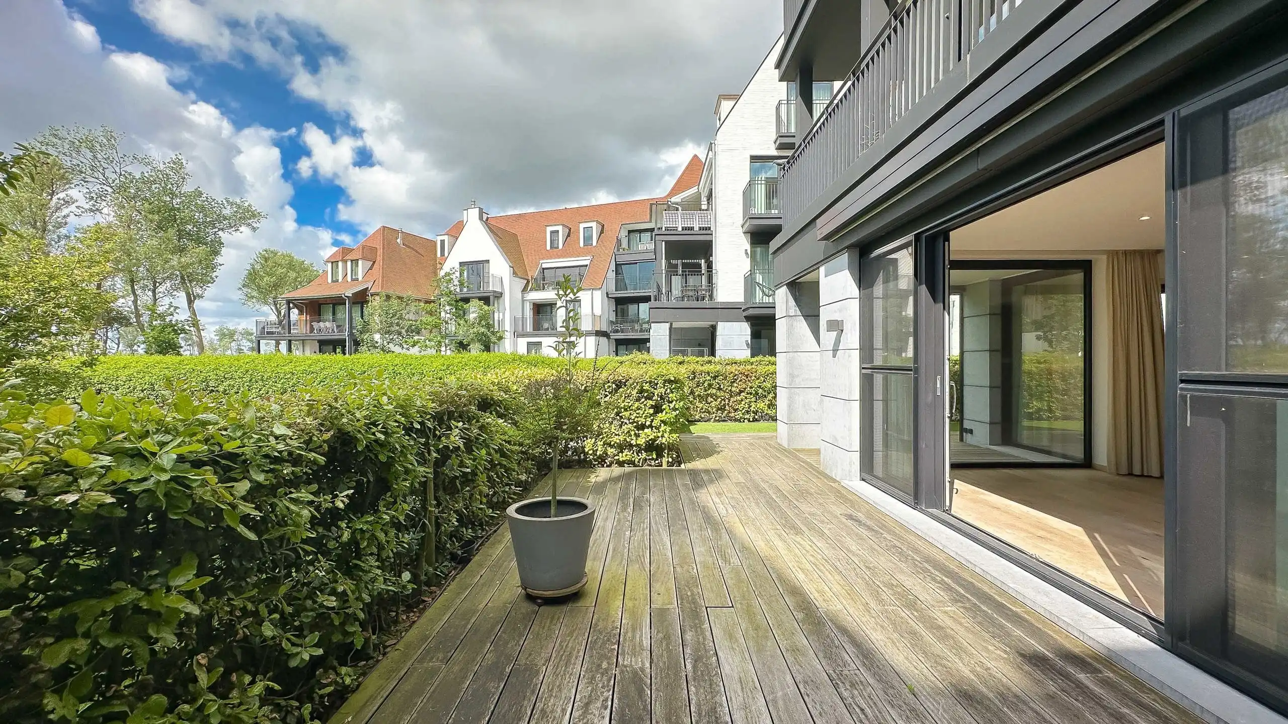 Gelijkvloers HOEKAPPARTEMENT, zonnig terras, te DUINENWATER foto 14