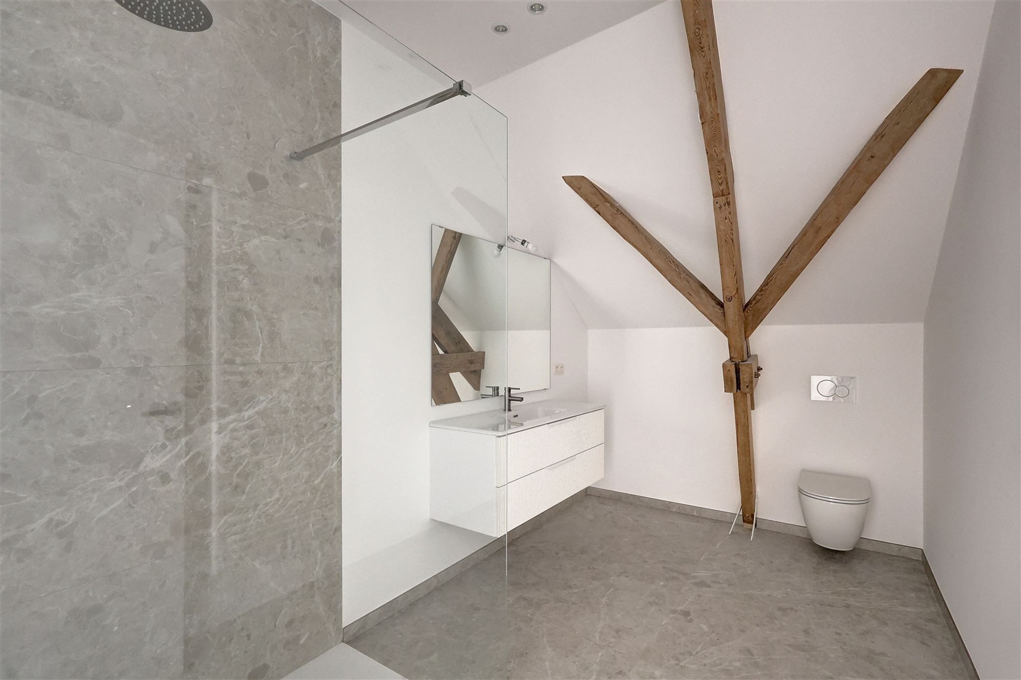 Prachtig gerenoveerd huis in binnengebied in centrum Kontich foto 18