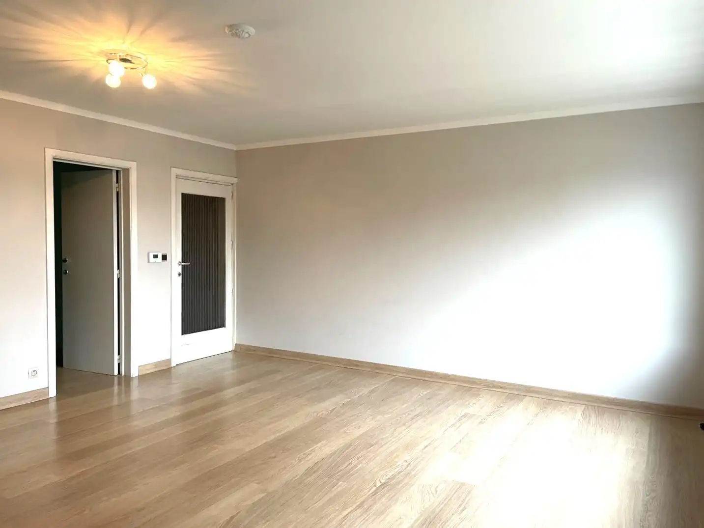 Verzorgd appartement gelegen aan de markt in Heist foto 2