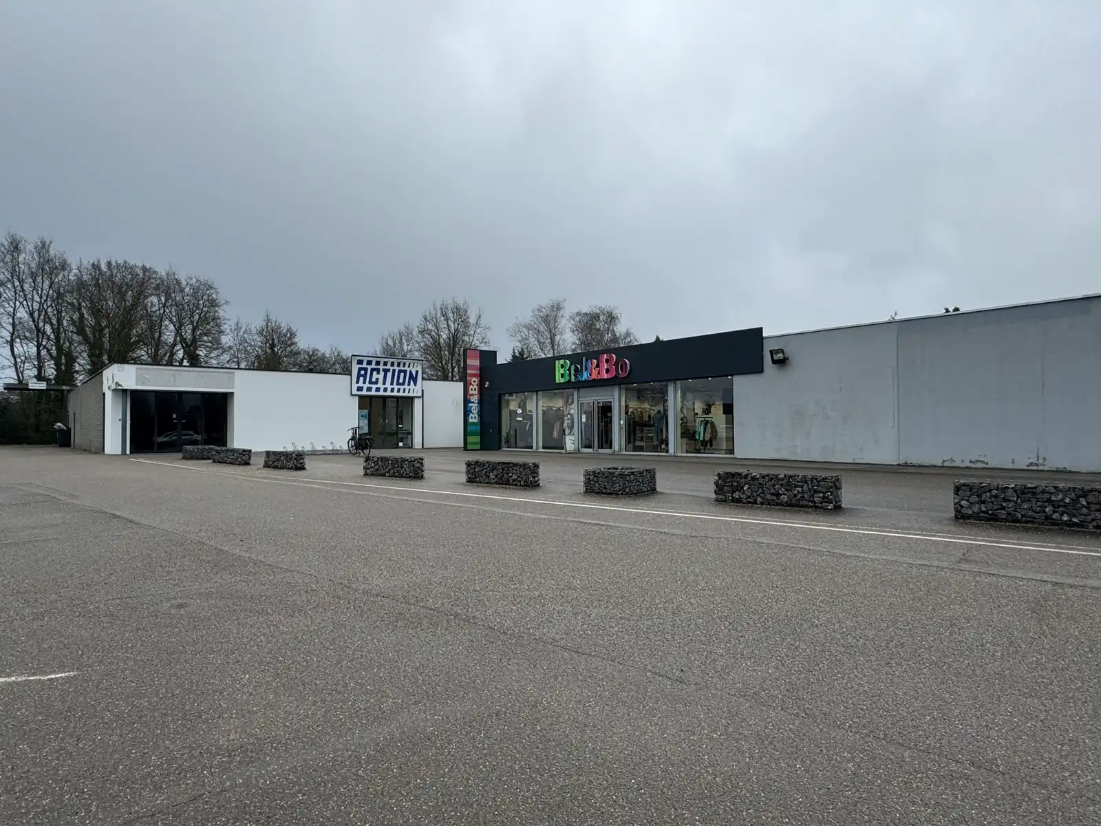 Commercieel pand te huur in Oudsbergen (ex-Bristol) foto 12