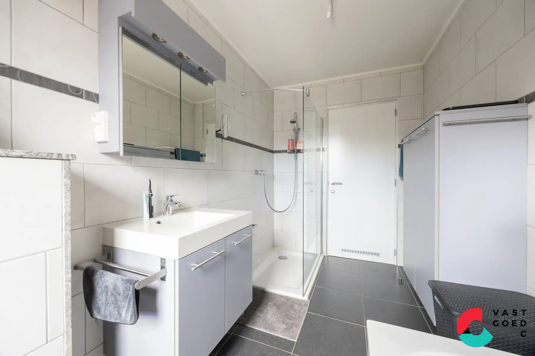 Bungalow te koop foto 17