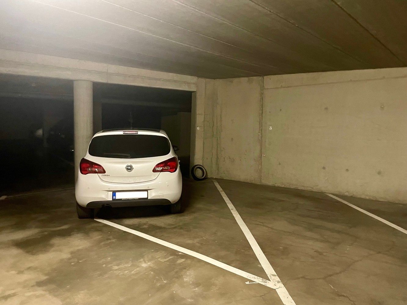 Garage te huur Schepen Dejonghstraat 31 - 3800 Sint-Truiden