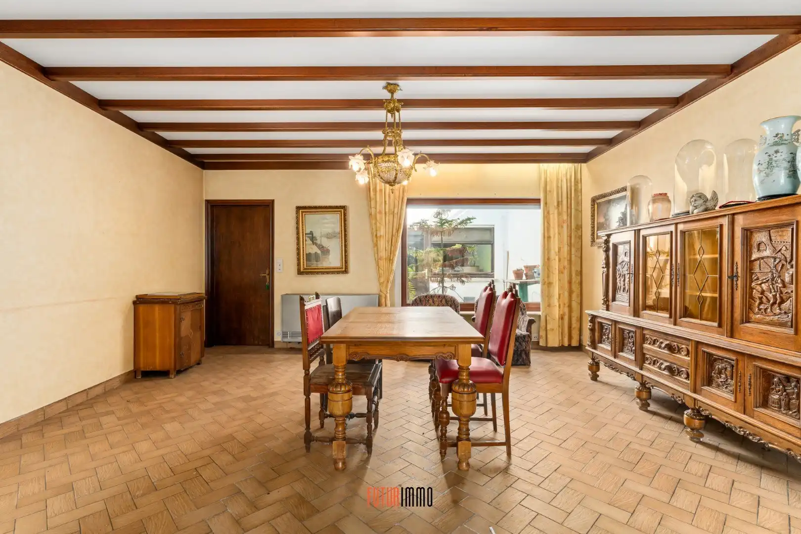 Verrassend ruime woning met prachtige tuin foto 9