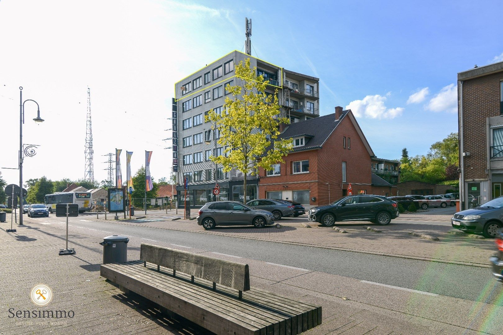 Ruim appartement met 3 slaapkamers te Genk met garagebox foto 15