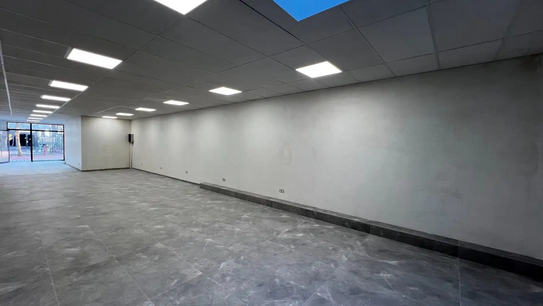 Opbrengsteigendom: Nieuwbouwbuilding op de drukbezochte Pauwengraaf! foto 4