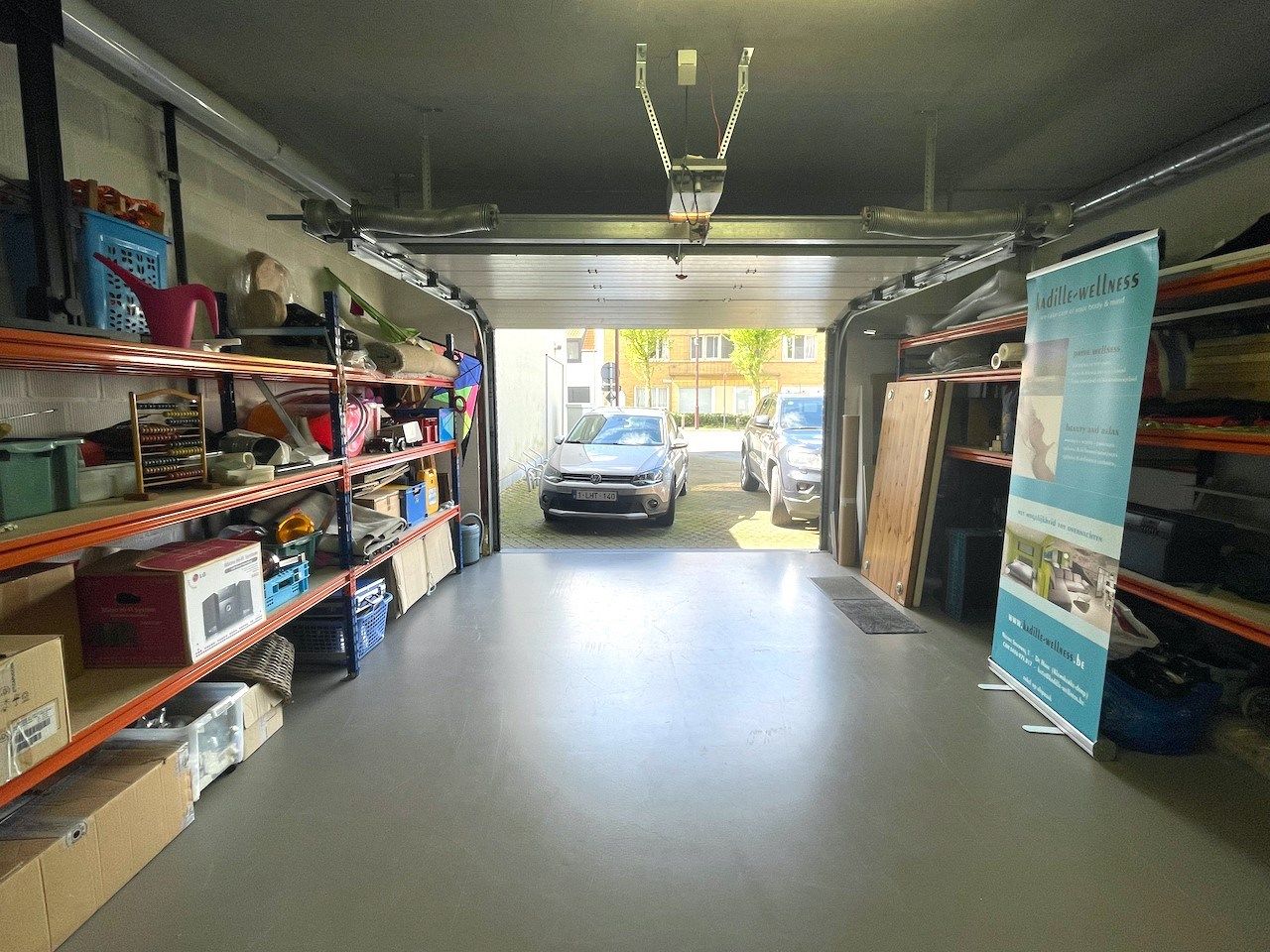 Handelsgelijkvloers met woonst, garage en terras te koop in Klemskerke (De Haan) foto 12