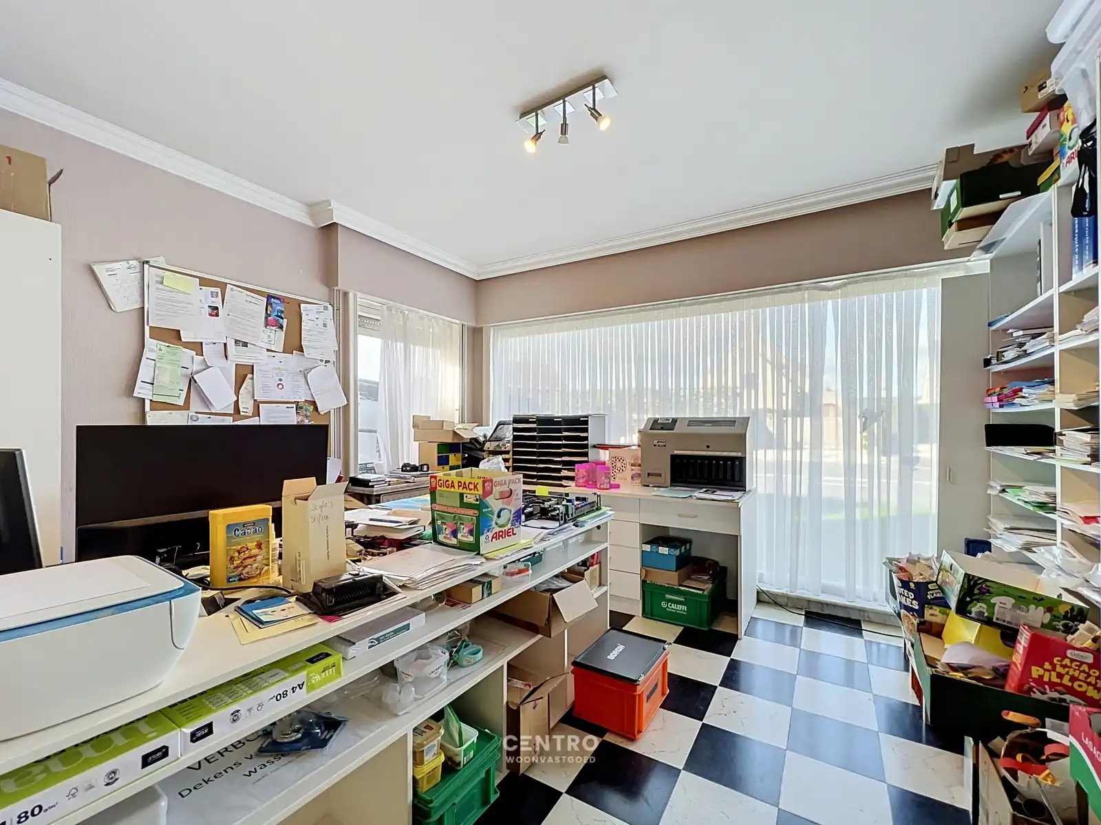 Charmante woning met grote garage/atelier van ± 125m² met landelijke vergezichten op een perceel van 831m². foto 9