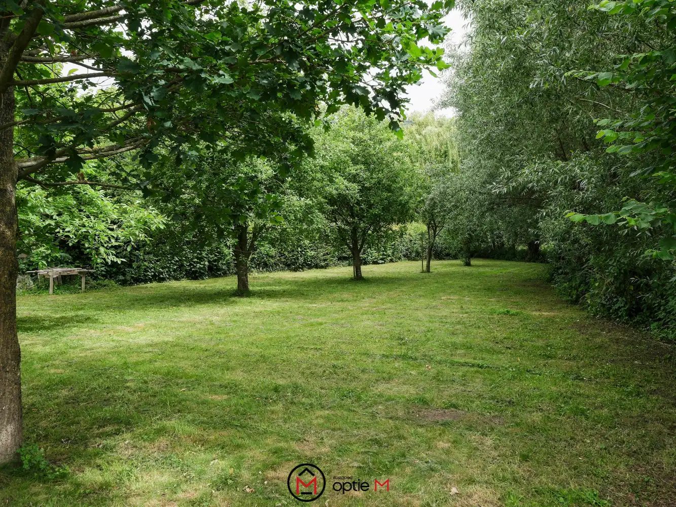 Te renoveren gezinswoning te koop in Bilzen-Hoeselt – met ruime tuin, garage en vijf slaapkamers foto 10
