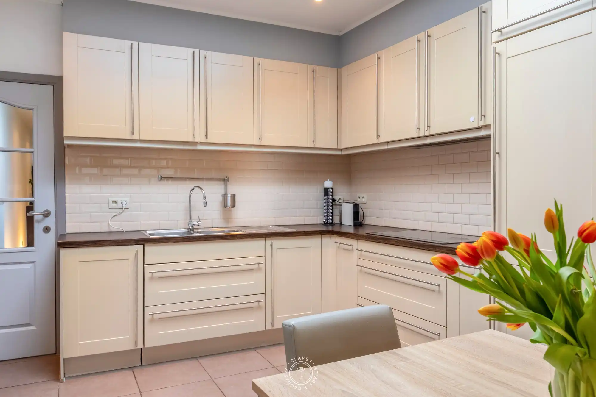 Zeer fijne energiezuinige woning met uitgang achteraan foto 4