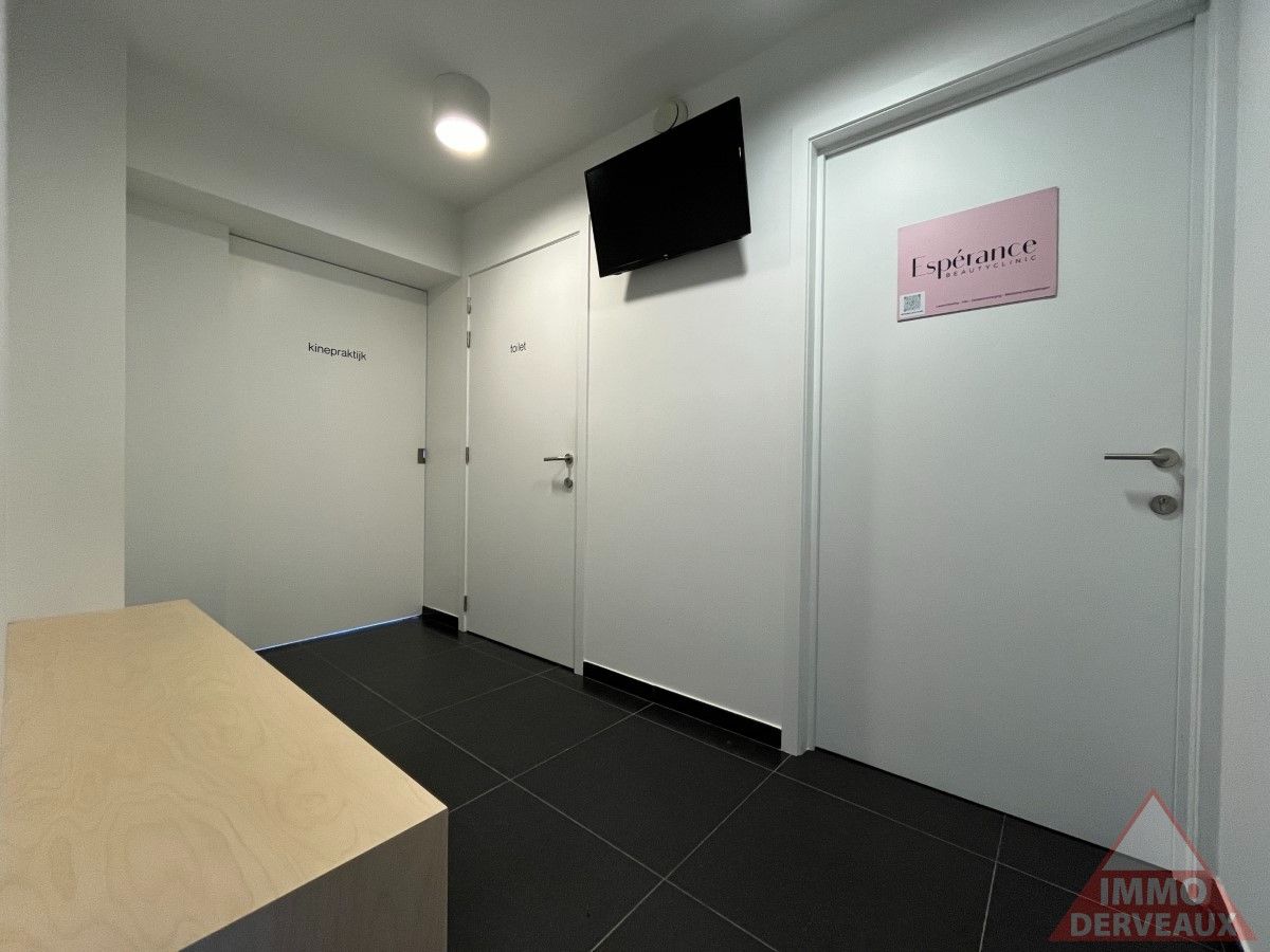 Roeselare - Modern kabinet naast kinepraktijk De Maalderij foto 5