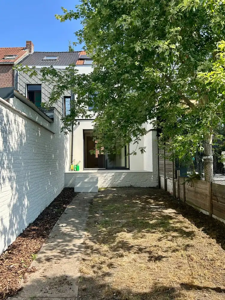 Instapklare, volledig gerenoveerde woning op toplocatie in het centrum van Leuven foto {{pictureIndex}}