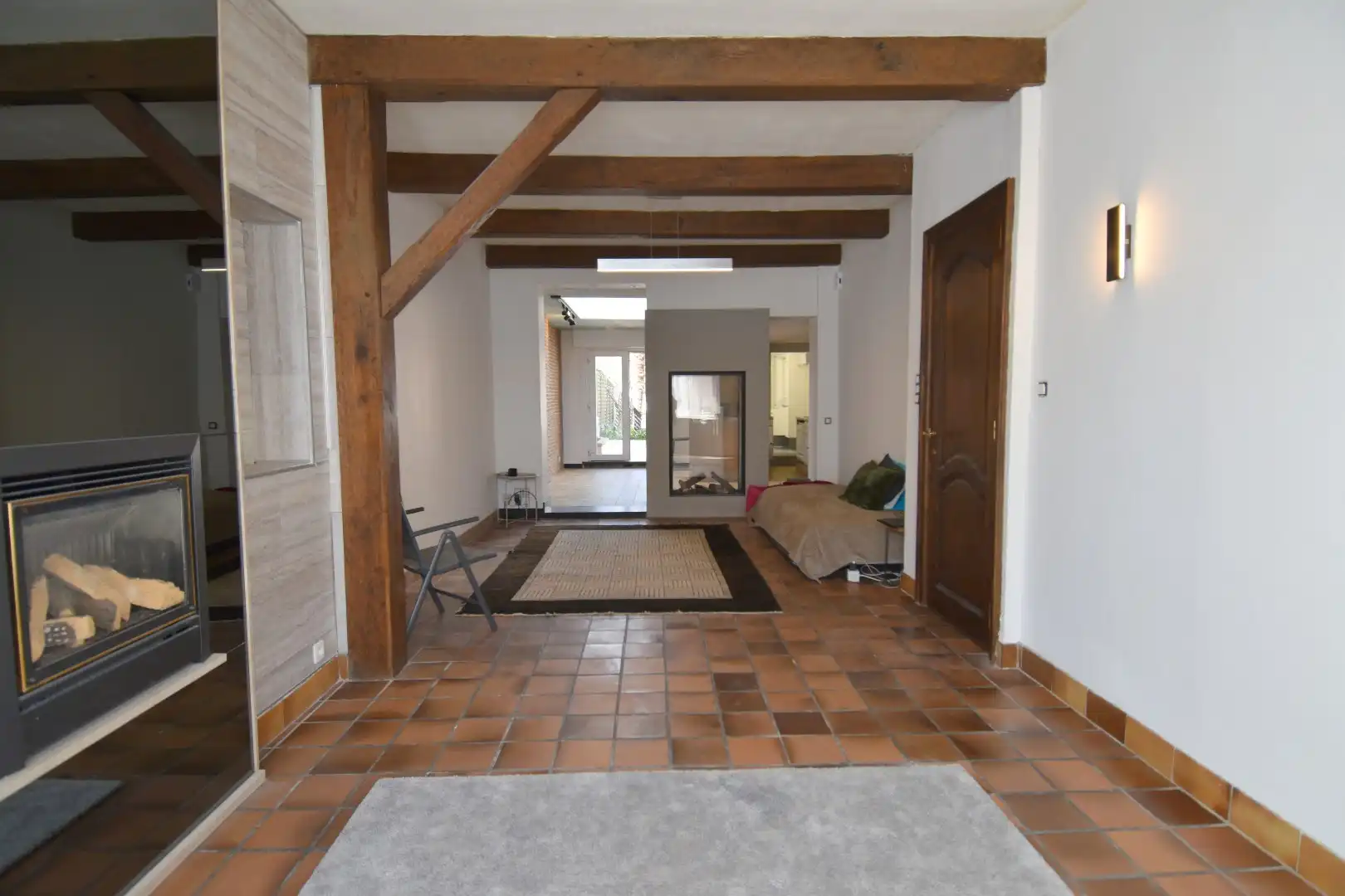 Ruime woning met tuin, garage en 3 slaapkamers te Lauwe  foto 2