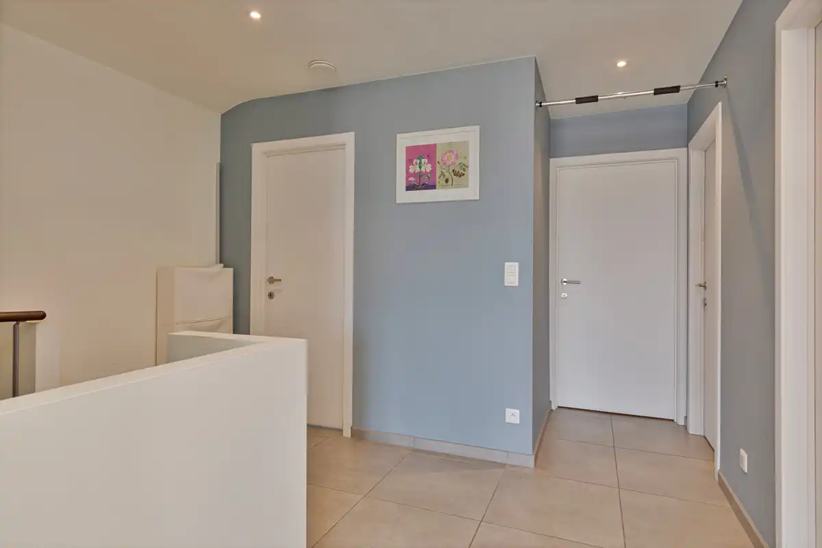 FLEXIBEL DUPLEX APPARTEMENT VAN 183M² MET 5 SLAAPKAMERS MET ZORG- EN WOONOPLOSSING NABIJ CENTRUM TONGEREN. foto 18