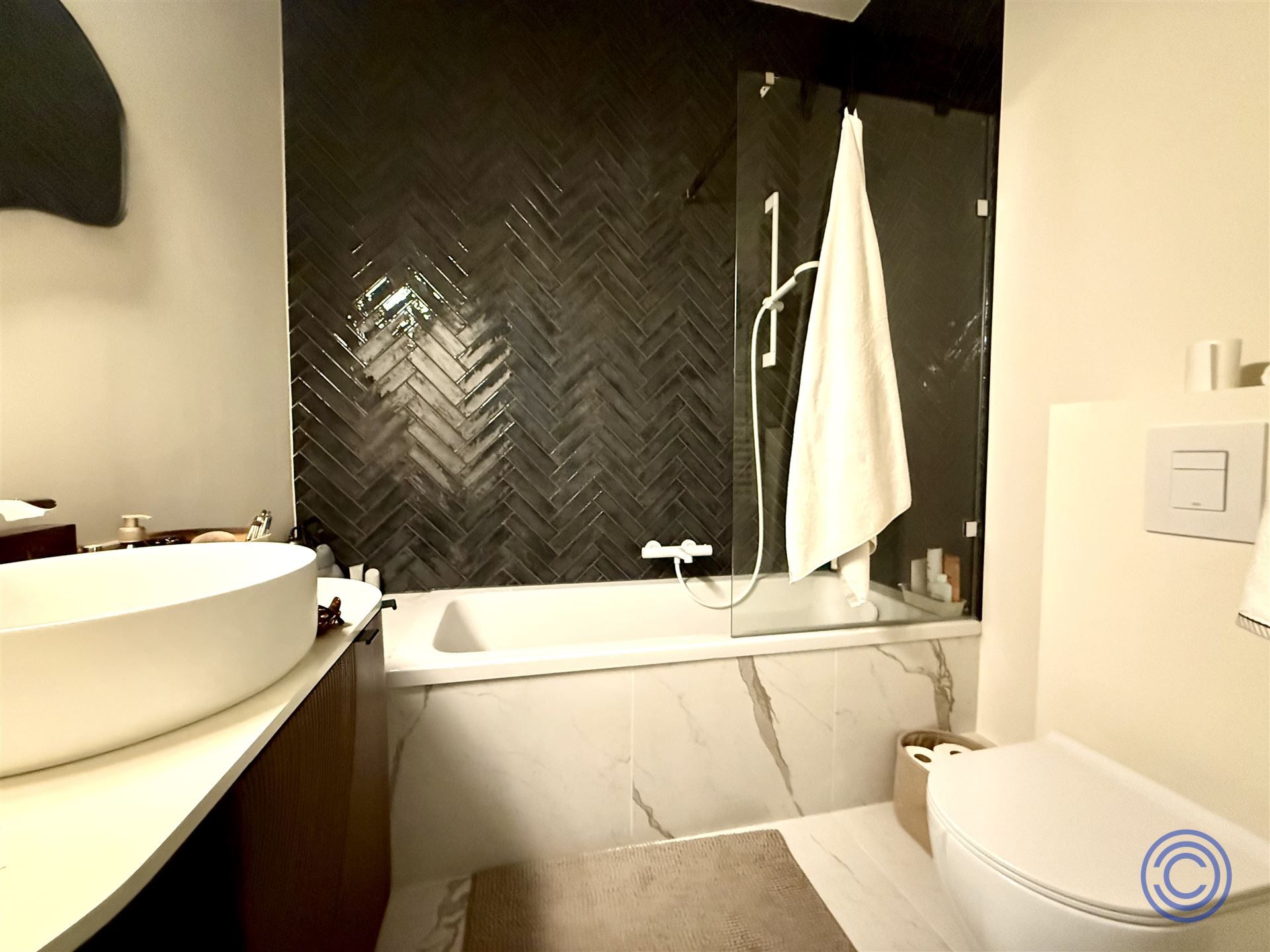 Prachtig gerenoveerd appartement op top ligging!  foto 6
