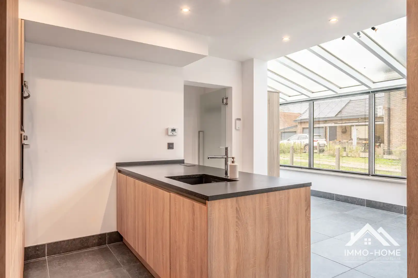Knappe gerenoveerde woning op een landelijke ligging in Lokeren!  foto 8
