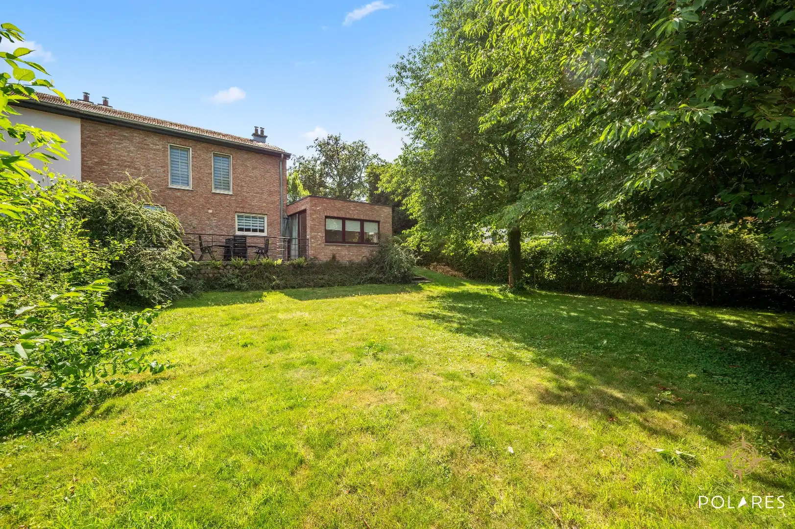 Instapklare halfopen bebouwing met veel privacy op een rustige locatie! foto 25