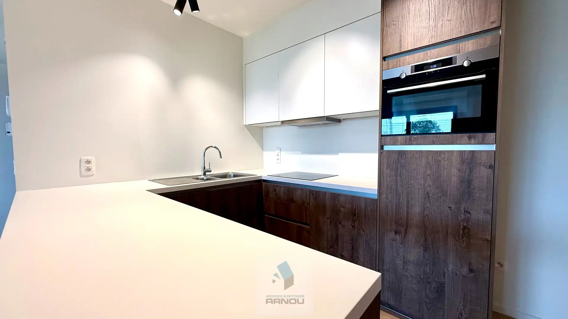 Twee slaapkamer appartement in het hartje van Deinze foto 8