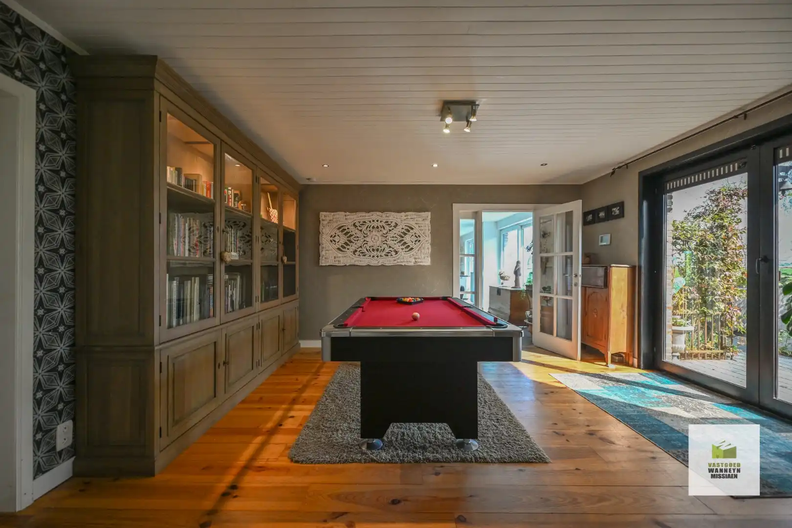 Landelijk en zeer rustig gelegen open bebouwing met 4 slaapkamers op 2.125m2 foto 11