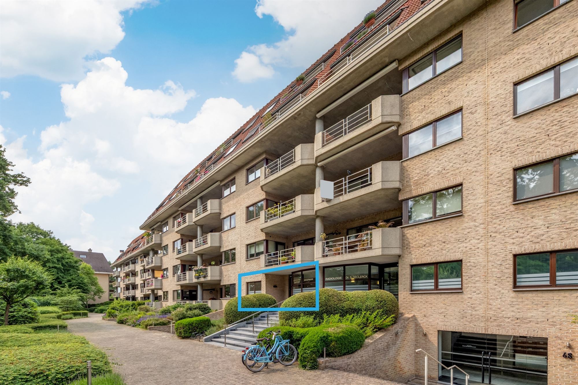 Instapklaar kantoor in het centrum van Schoten foto 4
