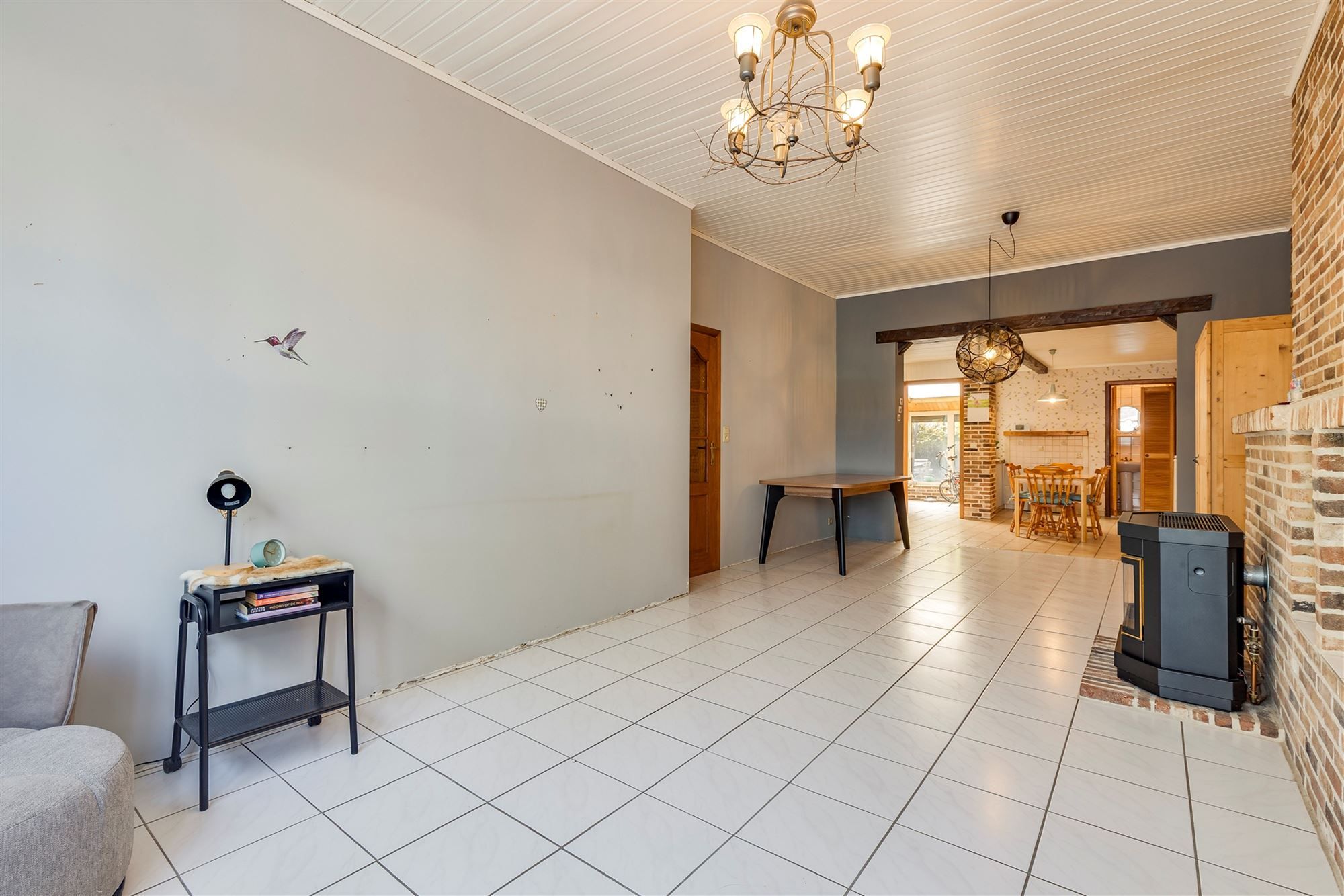 Ruim te renoveren huis met tuin en garage foto 3