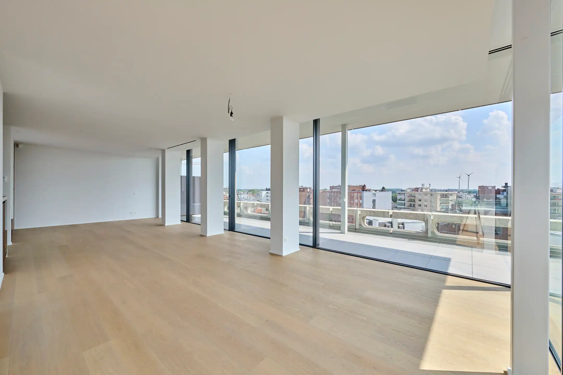 Luxe penthouse in hartje Hasselt, afgewerkt op topniveau! foto 5
