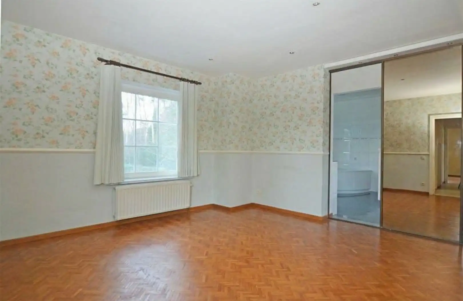 Tijdloze residentiële villa in doodlopende straat foto 12