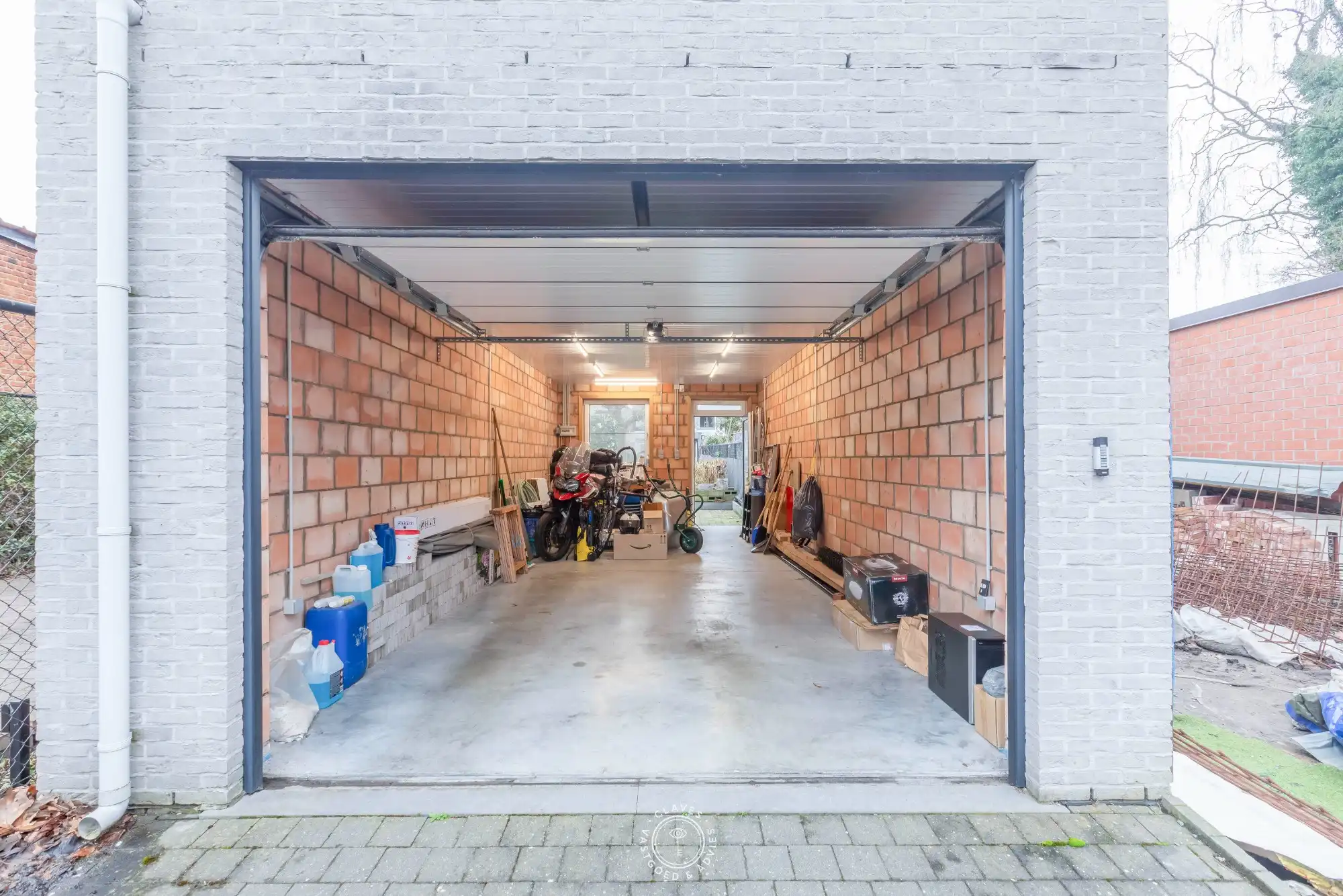 Fijne stadswoning met grote tuin en garage foto 4