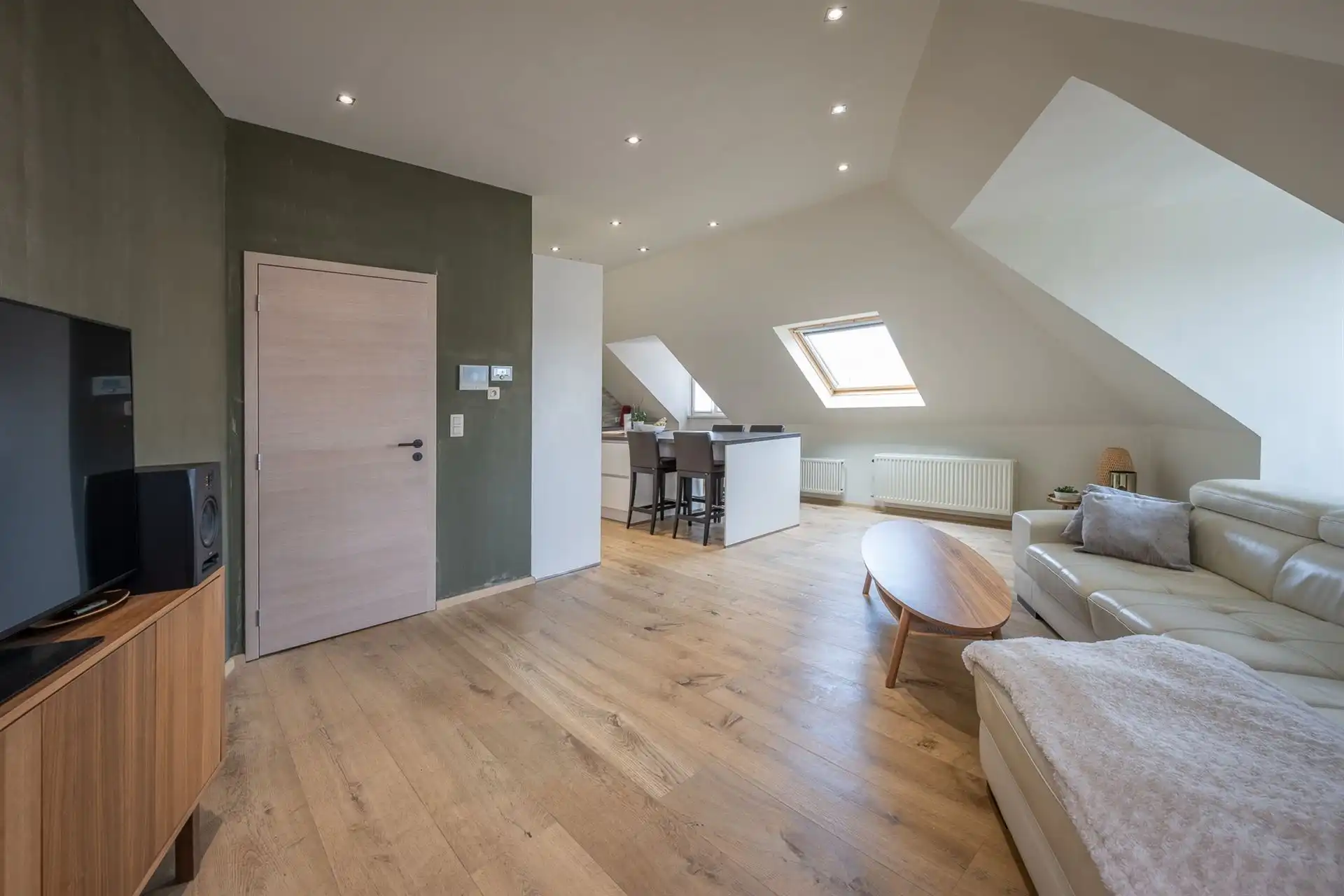 Stijlvol appartement met Moderne open Keuken nabij de Jachthaven van Blankenberge foto 15