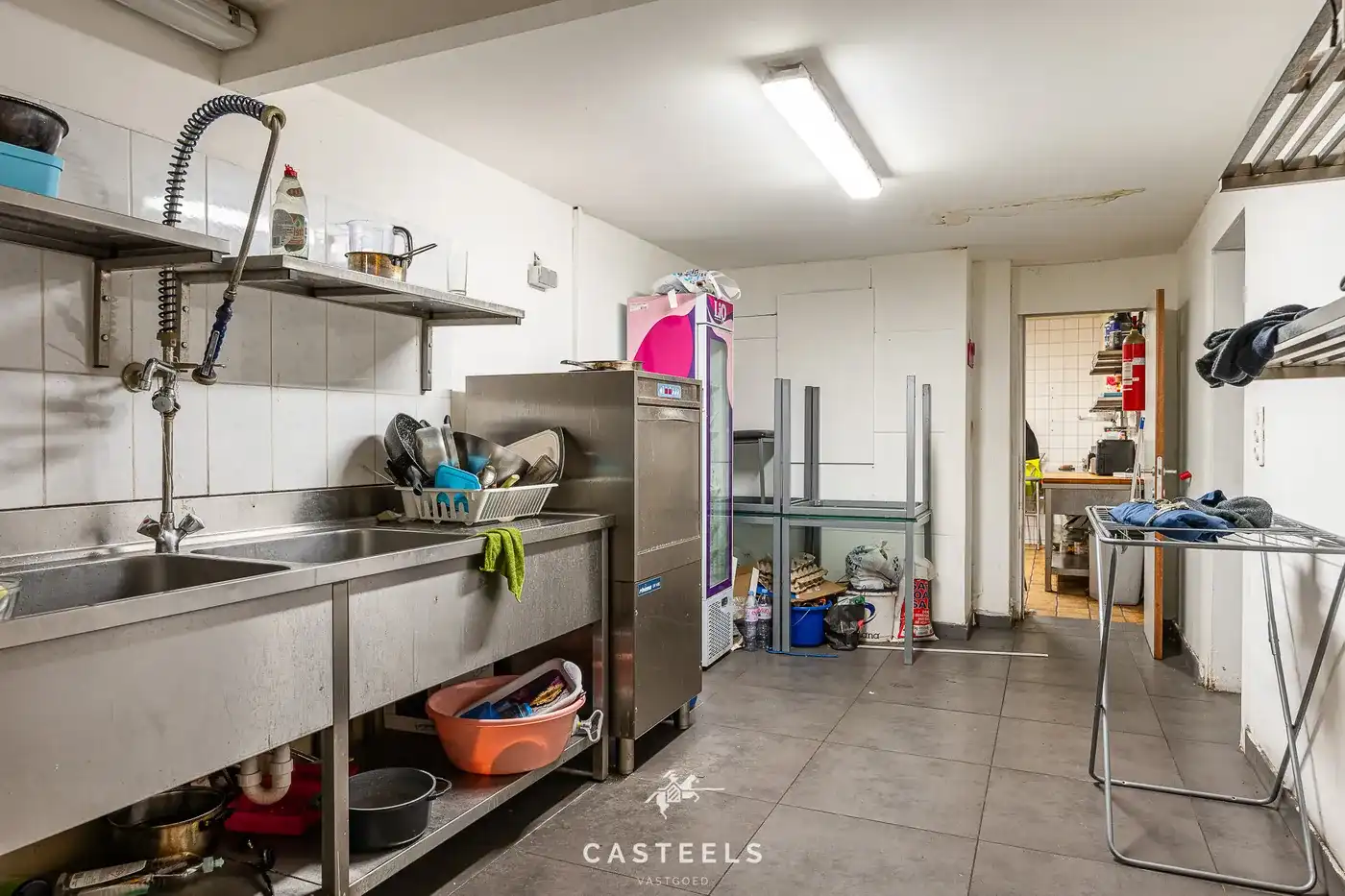 Instapklare opbrengsteigendom met handelsruimte en woonst op toplocatie in Ledeberg foto 7