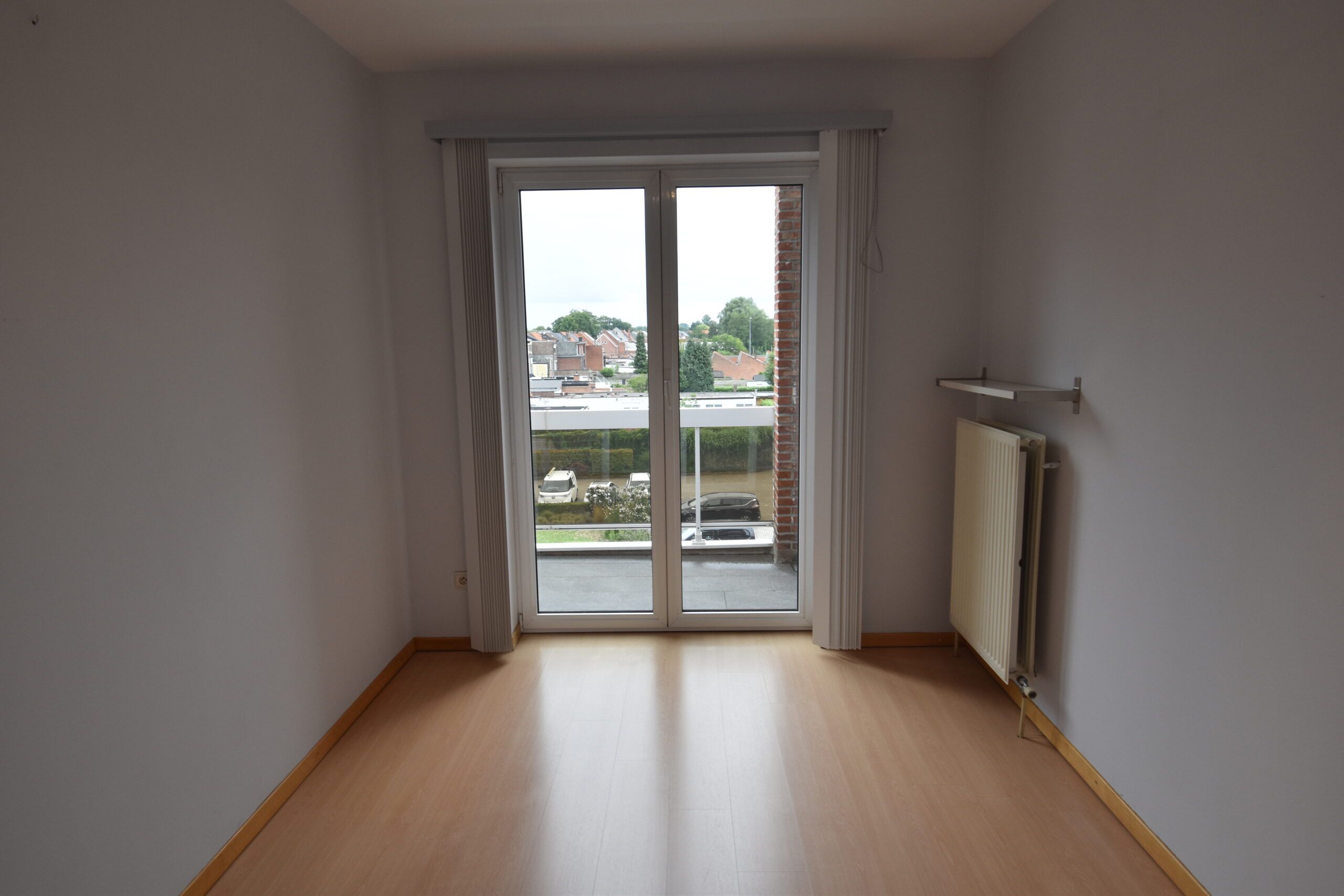Stijlvol en ruim appartement met 3 slaapkamers en zonnig terras. foto 13