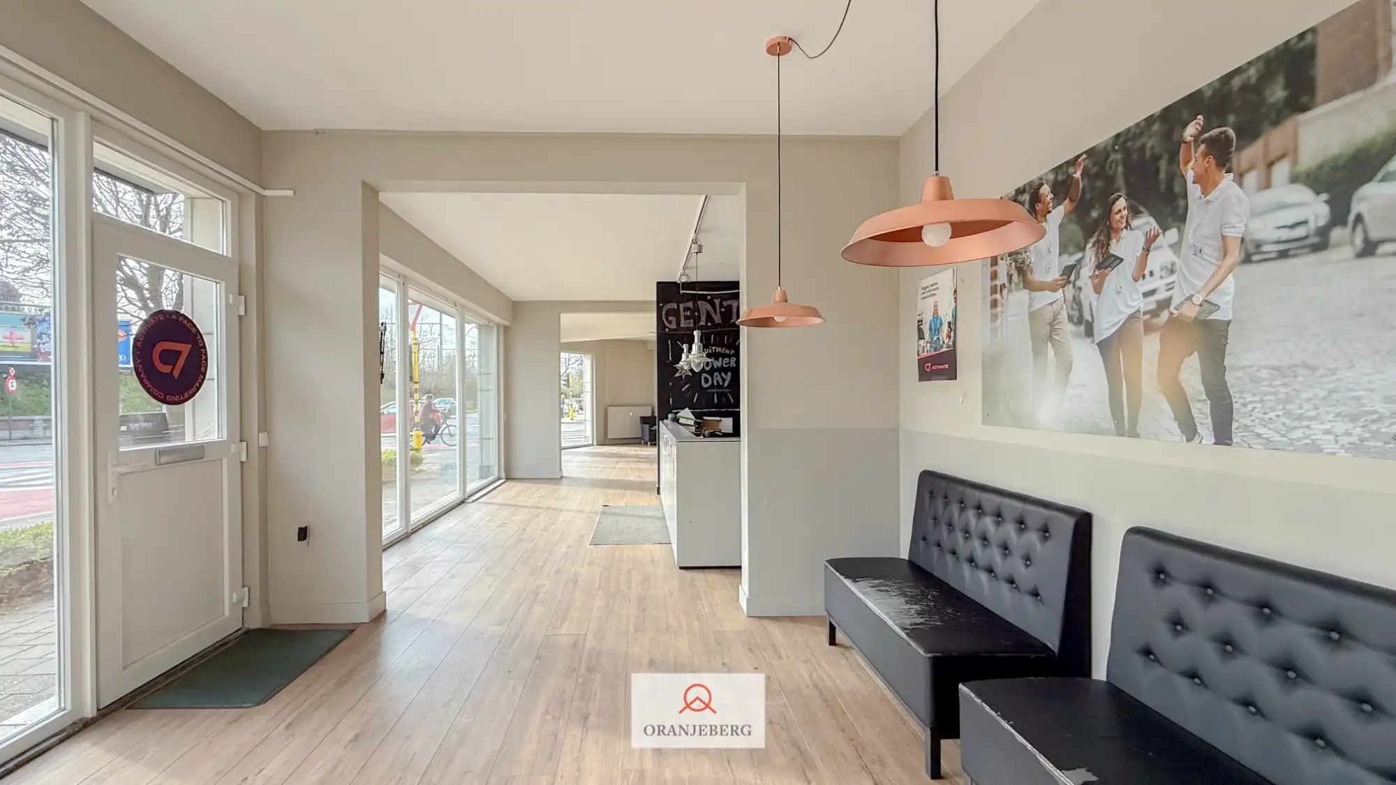 Hoek handelspand op commerciële ligging met veel visibiliteit foto 15