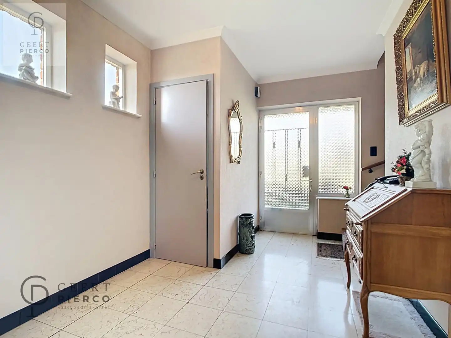 Leuke halfopen woonst op een topligging in Landen foto 4